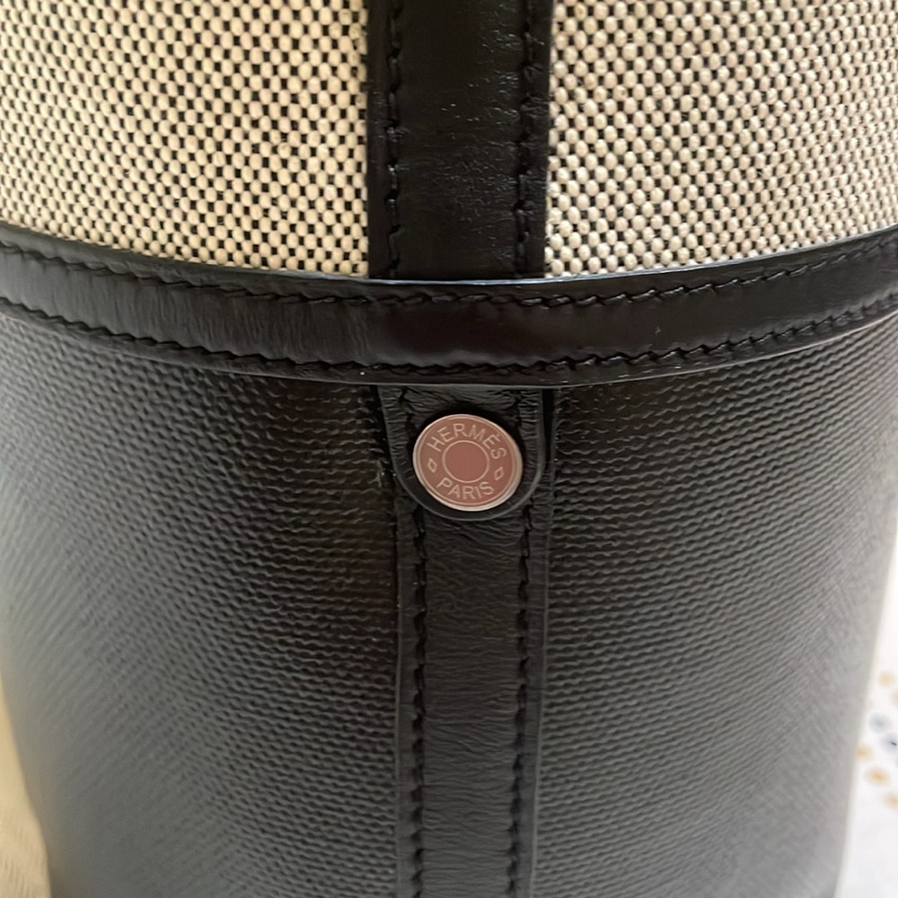 Hermes Col Roule 25 Bag Toile and Vache Hunter
Black - Picture 7 of 16